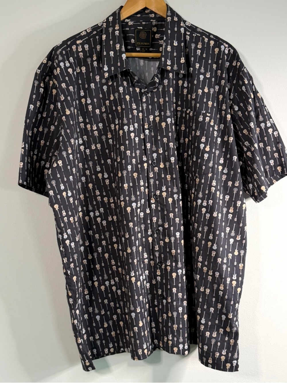 F/X Fusion Black Short-Sleeve Guitar Print Button Up Shirt Mens Size 2X